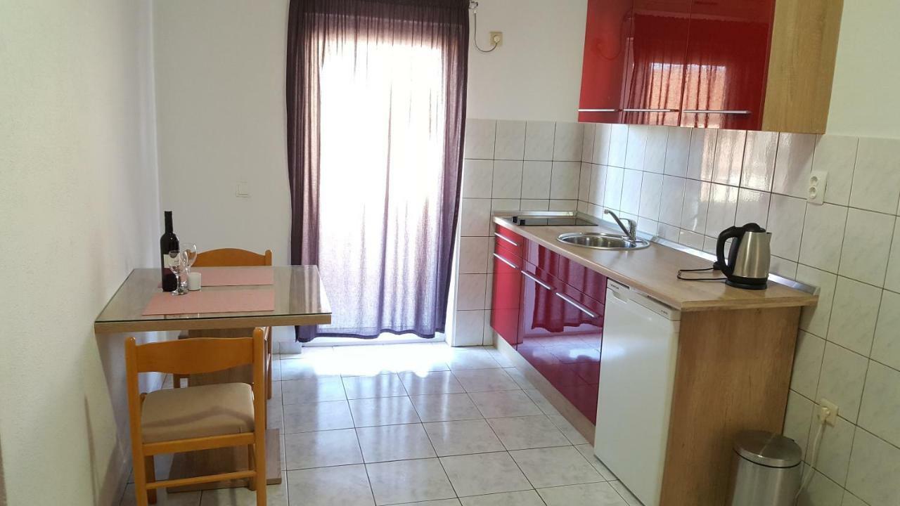 Apartman Luka Appartement Vodice Buitenkant foto